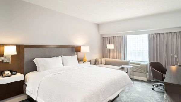 Hotel Hampton Inn Philadelphia Center City - Convention Center image