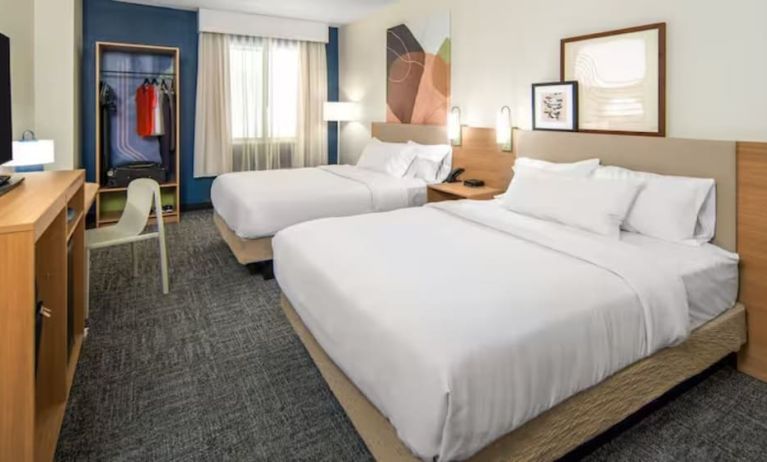 Queen beds at Spark By Hilton Guelph.