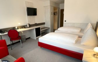 Brenner Hotel, Bielefeld