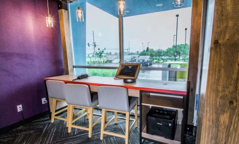 Quiet coworking space with natural light at Tru By Hilton Bowling Green.