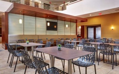 Hotel restaurant at Embassy Suites By Hilton San Diego-La Jolla.