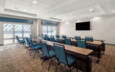 Meeting room at Hampton Inn & Suites Phoenix/Gilbert.