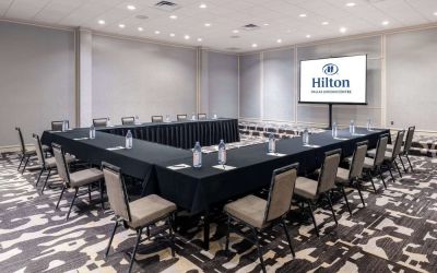Meeting room at Hilton Dallas Lincoln Centre.
