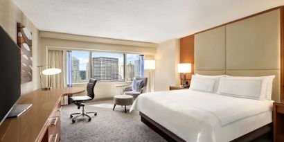 King suite at Swissotel Chicago.