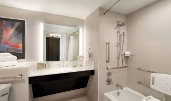 Guest bathroom at Swissotel Chicago.