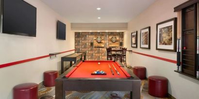Game room at Swissotel Chicago.