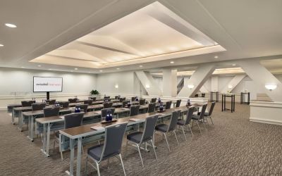 Conference room at Swissotel Chicago.