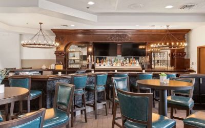 Hotel bar at Embassy Suites By Hilton Los Angeles International Airport South.