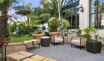 Plenty of seats in the courtyard of Embassy Suites By Hilton Los Angeles International Airport South.