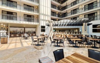 Dining area perfect for coworking at Embassy Suites By Hilton Los Angeles International Airport South.