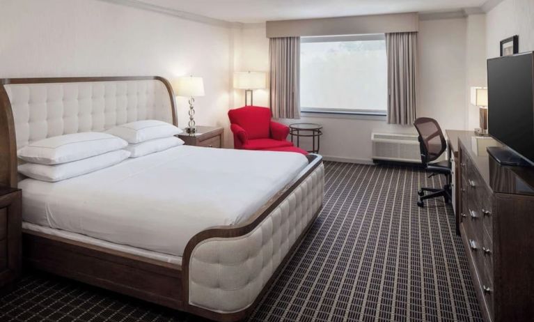 Day use room with work desk and natural light at Hilton Chicago-Northbrook.