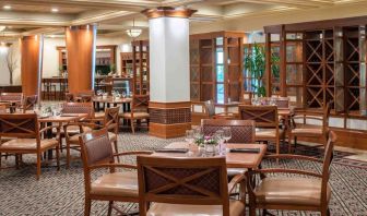 Breakfast area perfect for dining at DoubleTree By Hilton Sonoma Wine Country.