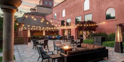 Firepit available in the courtyard at DoubleTree By Hilton Sonoma Wine Country.