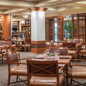 Breakfast area perfect for dining at DoubleTree By Hilton Sonoma Wine Country.