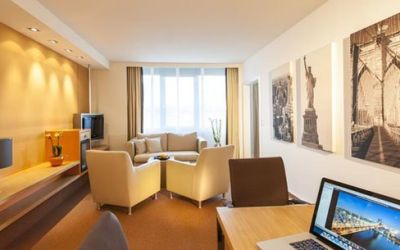 Hotel Dorint Main Taunus Zentrum Frankfurt-Sulzbach, Frankfurt