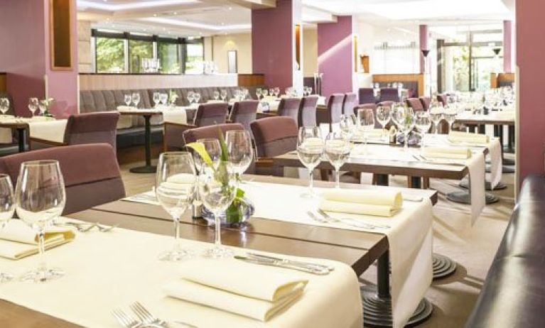 Hotel Dorint Main Taunus Zentrum Frankfurt-Sulzbach, Frankfurt