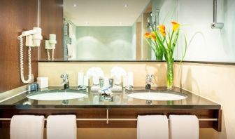 Hotel Dorint Main Taunus Zentrum Frankfurt-Sulzbach