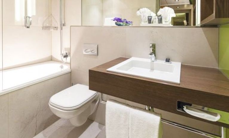 Hotel Dorint Main Taunus Zentrum Frankfurt-Sulzbach, Frankfurt