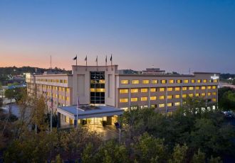 Hotel Delta Hotels By Marriott Little Rock West image
