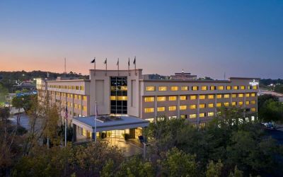 Hotel exterior at Delta Hotels By Marriott Little Rock West.