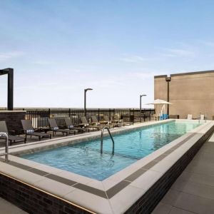 Rooftop wimming pool at Hilton BNA Nashville Airport Terminal.
