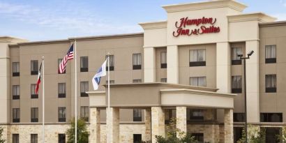 Exterior view of Hampton Inn & Suites Conroe - I-45 North.
