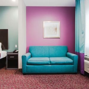 Lounge seating at Express Inn - Spring.