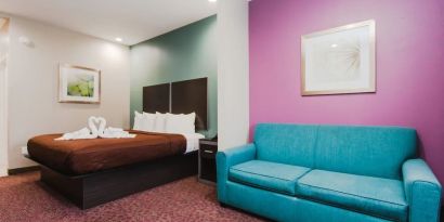 Day use room at Express Inn - Spring.