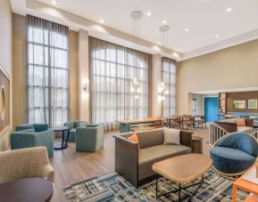 Comfortable lobby lounge, perfect for coworking at Sonesta ES Suites San Antonio Downtown Alamo Plaza.