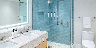 Private guest bathroom at The Fifty Sonesta Select New York.