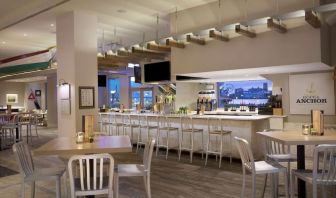 Hotel bar at Hilton Philadelphia At Penn's Landing.