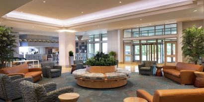 Spacious and comfortable lobby workspace at Hilton Philadelphia At Penn's Landing.