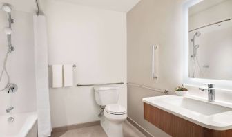 Guest bathroom at Hyatt Regency New Brunswick.