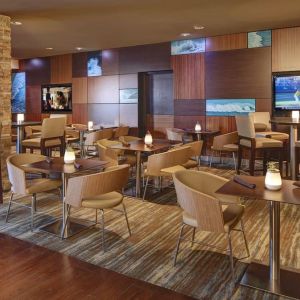 Dining area perfect for coworking at Embassy Suites By Hilton San Diego-La Jolla.