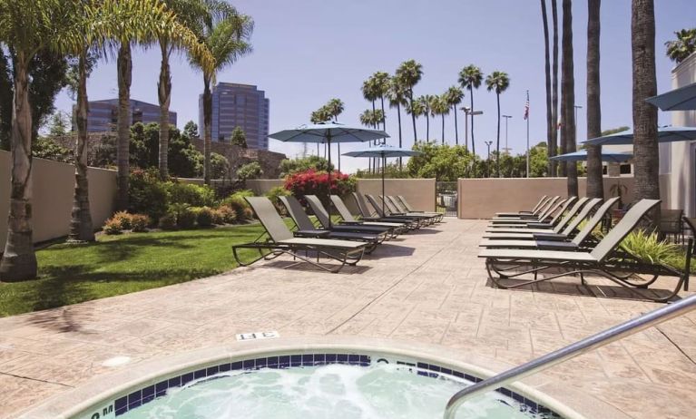 Outdoor spa tub at Embassy Suites By Hilton San Diego-La Jolla.
