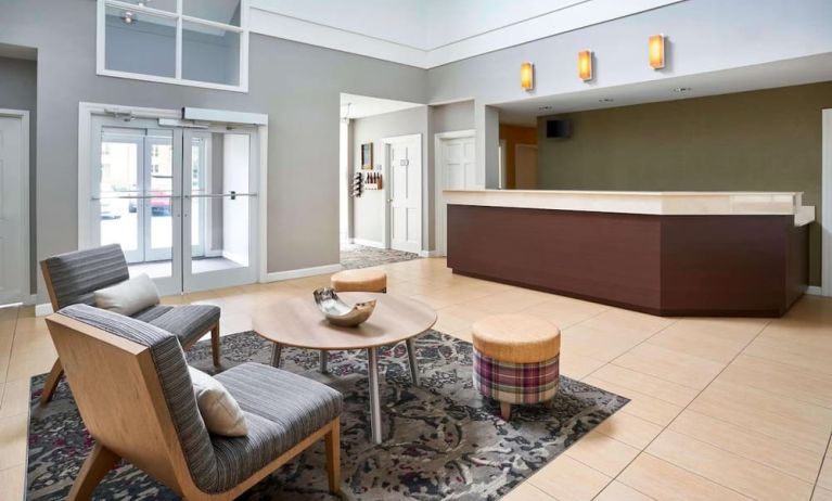 Hotel reception and lounge area, perfect for co-working at Sonesta ES Suites Annapolis.