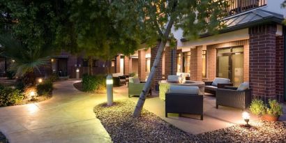 Outdoor lounge seating at Sonesta Select Tempe Downtown.