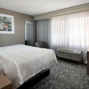Standard day use room at Sonesta Select Tempe Downtown.