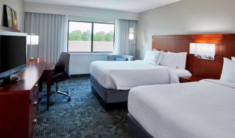 Day use twin room with work desk at Sonesta Select Raleigh Durham Airport Morrisville.
