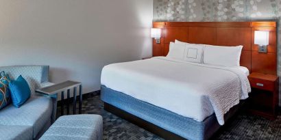 King bed at Sonesta Select Raleigh Durham Airport Morrisville.