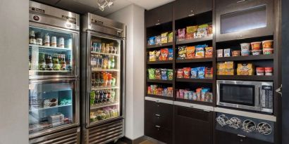 Snack bar at Sonesta Select Pleasant Hill.