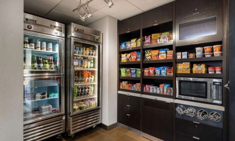 Snack bar at Sonesta Select Pleasant Hill.
