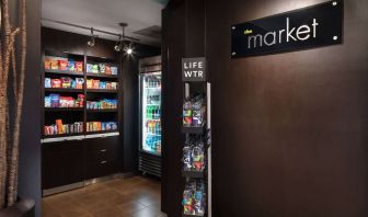 Convenience store at Sonesta Select Phoenix Camelback.