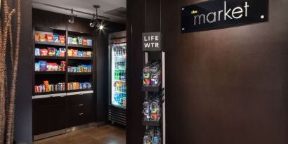 Convenience store at Sonesta Select Phoenix Camelback.