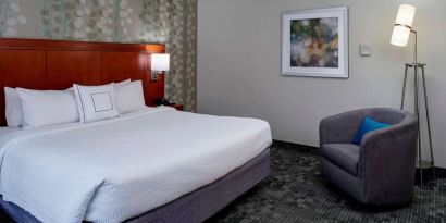 King bed at Sonesta Select Kansas City Airport Tiffany Springs.