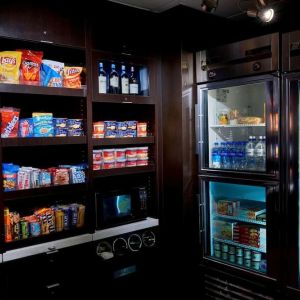 Convenience store at Sonesta Select Kansas City Airport Tiffany Springs.