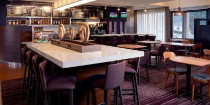 Workspace at Sonesta Select Kansas City South Overland Park.