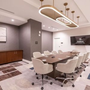 Small meeting room at Hilton Crystal City At Washington Reagan National Airport.