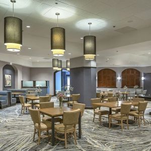 Dining area perfect for coworking at DoubleTree By Hilton Modesto.
