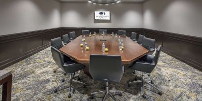 Meeting room at DoubleTree By Hilton Modesto.